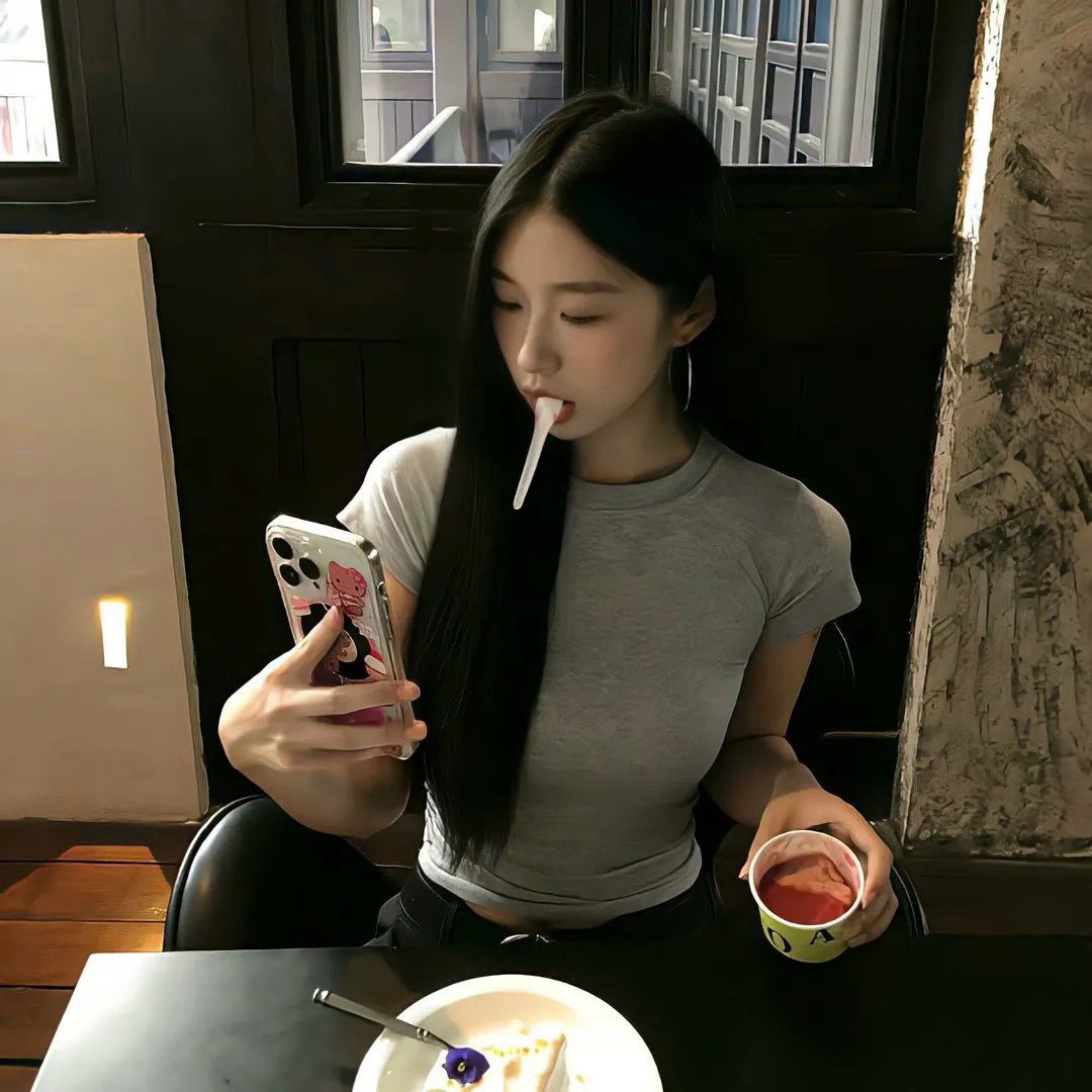 裸男怨女